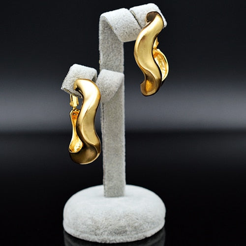 Sunny Jewelry Classic Big Round Hoop Earrings.